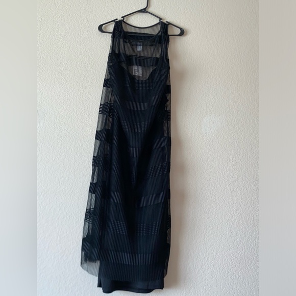 Little black dress with lining - Picture 7 of 9